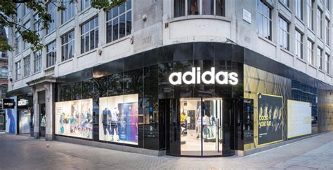 adidas oxford street hours.